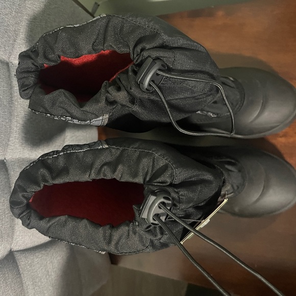 BNWT Size 6 Kamik winter boots - Picture 13 of 14